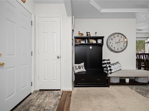 5th image of 712 Inlet Quay APT A