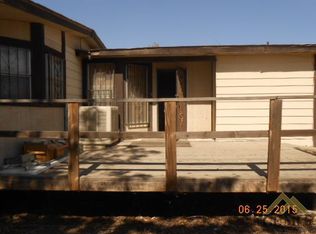 28587 Golf Course Rd, Taft, CA 93268