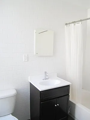 Rented by Bohemia Realty Group | media 9