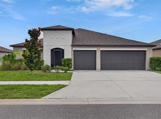5420 Leslie Canyon Dr, Wimauma, FL 33598