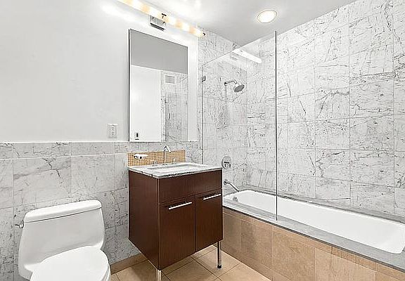 5th image of 261 W 28th St #9F