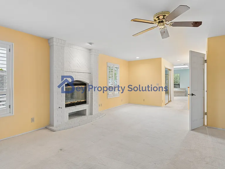 599 Woodland Dr — Photo 34