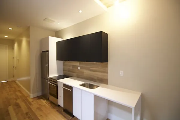 Rented by Nooklyn NYC LLC | media 33