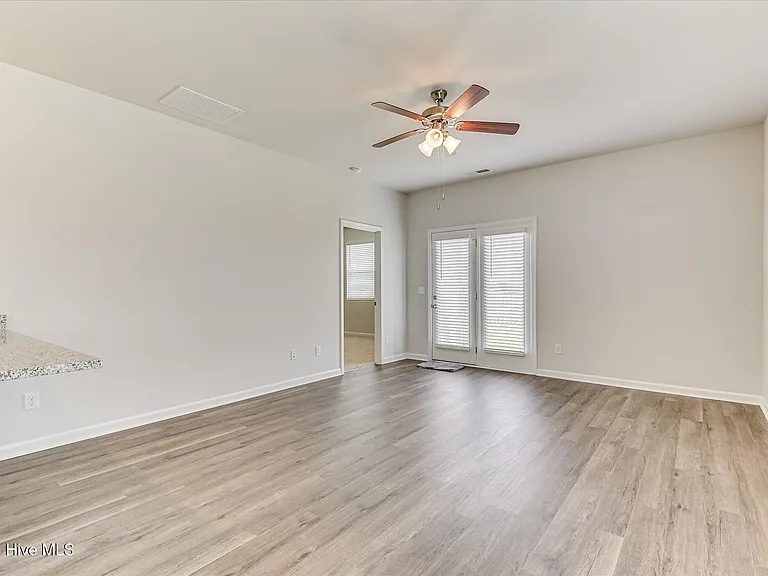 5167 Captain Dr — Photo 20