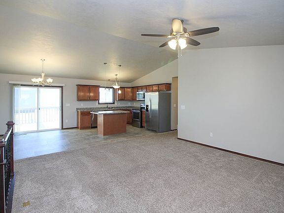 4th image of 1030 Tanner Ct Unit 2