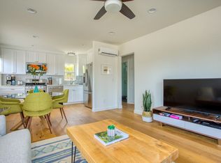 4467 Kensington Rd #1, Los Angeles, CA 90066