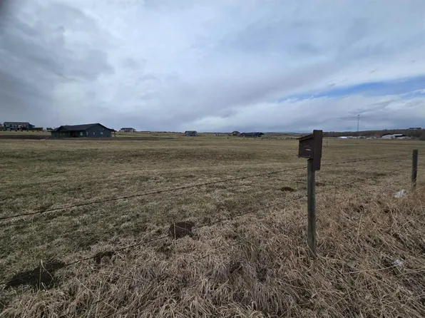140 Bruhn Blvd, Rural Ponoka County, AB T4N 4E7