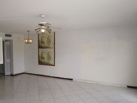 3rd image of 117 Dover A #A