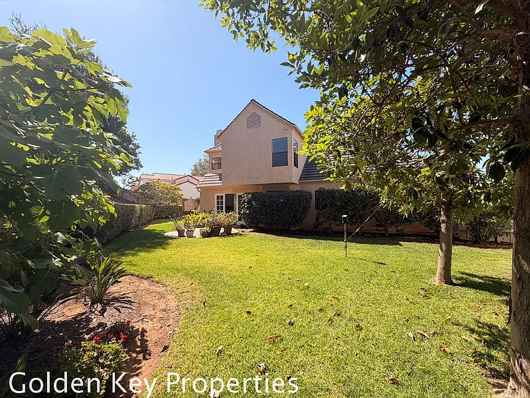 2230 Sara Way — Photo 23