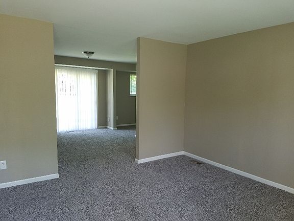 2nd image of 10192 Storm Dr
