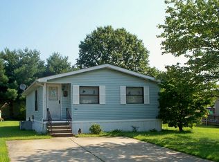556 Ivy Ct, Mount Laurel, NJ 08054
