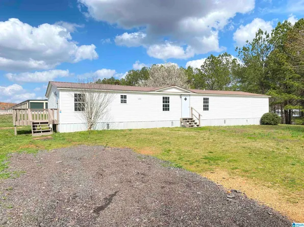 65 Walkers Crossing Rd, Pell City, AL 35128