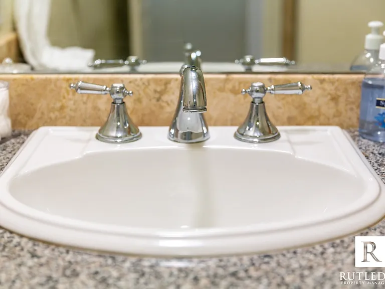 6565 Whispering Pines Ln — Photo 45