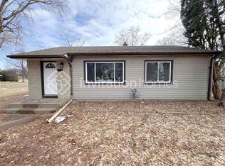 2944 Albert St N, Roseville, MN 55113