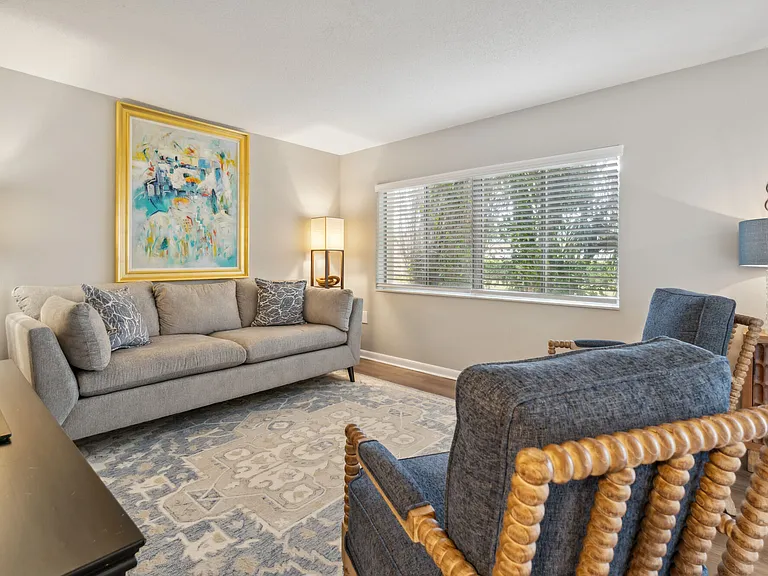 Buena Vista — Photo 54