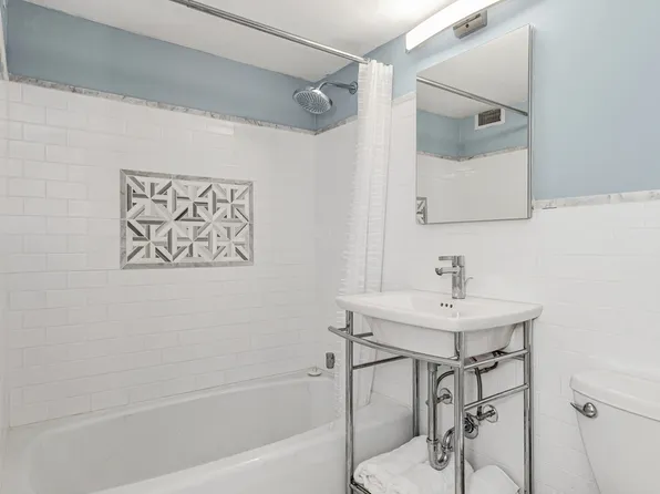 520 East 76th Street image 6 of 9