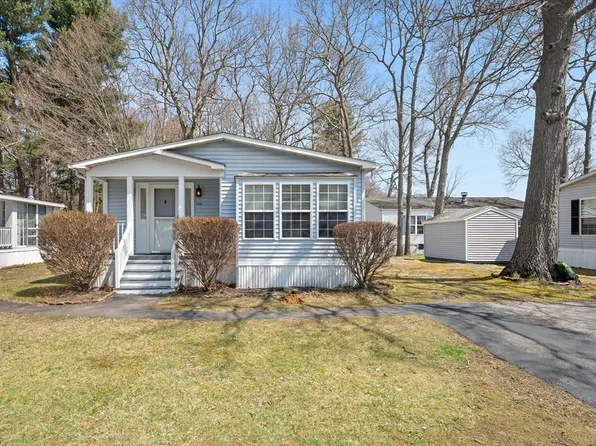 239 Mapleleaf Dr, Taunton, MA 02780