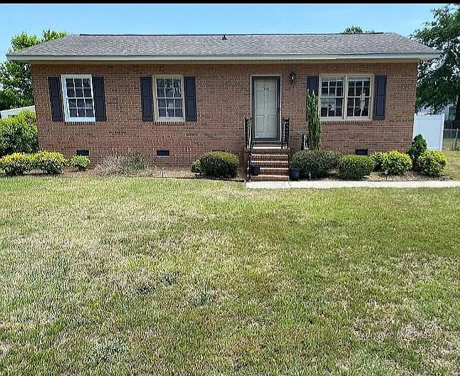 840 Jane St — Photo 15