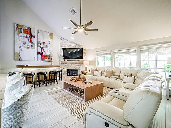 2nd image of 2217 Megellan Point Lane