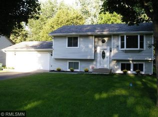 3070 Greenbrier St, Little Canada, MN 55117