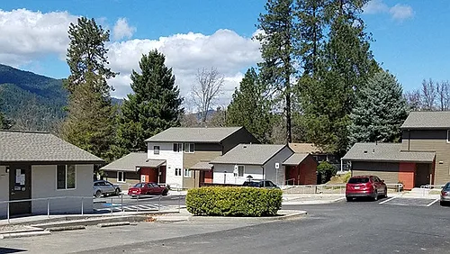 Valerie Hills Photo 1