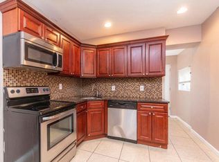 2017 N Gratz St, Philadelphia, PA