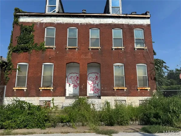 1514 N Leffingwell Ave, Saint Louis, MO 63106