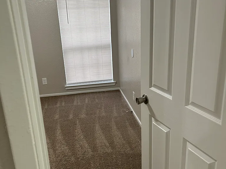 2110 Jerome Dr — Photo 27