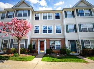 83 Nathan Blvd #35, Parlin, NJ 08859