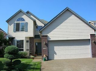 8887 SW Waverly Dr, Tigard, OR 97224