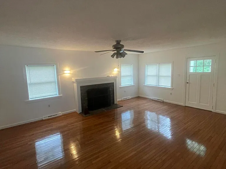 1783 Hamlin Hwy — Photo 3