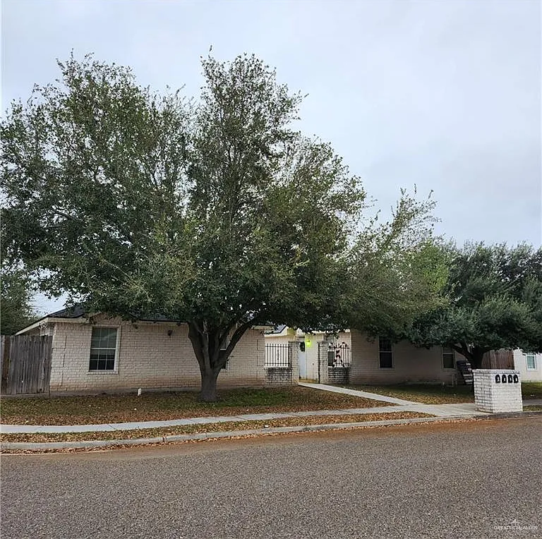 2 bed, 2.0 bath, 962 sqft, $850 — Photo 1