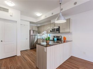 68 Winston Park Blvd #50, Toronto, ON M3K 1C3