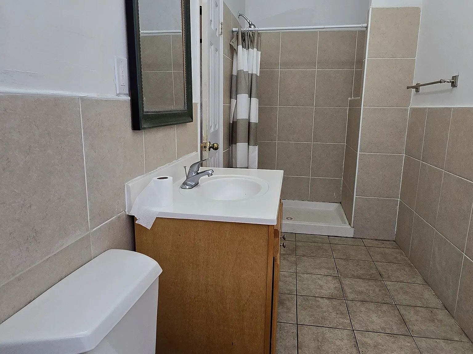 4 bed, $575 — Photo 2