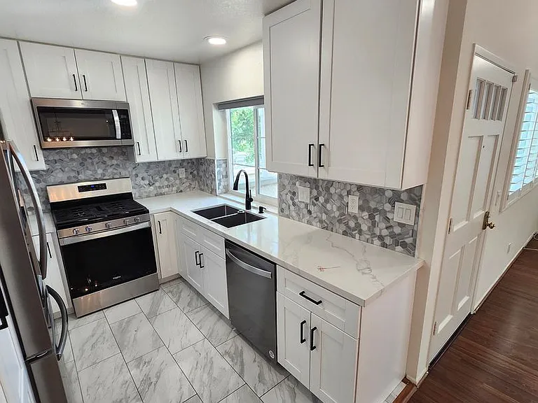 7691 Haven Ave #F — Photo 16