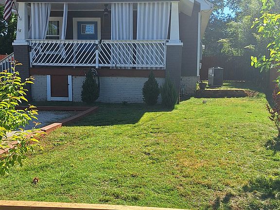 3rd image of 117 Chandler St