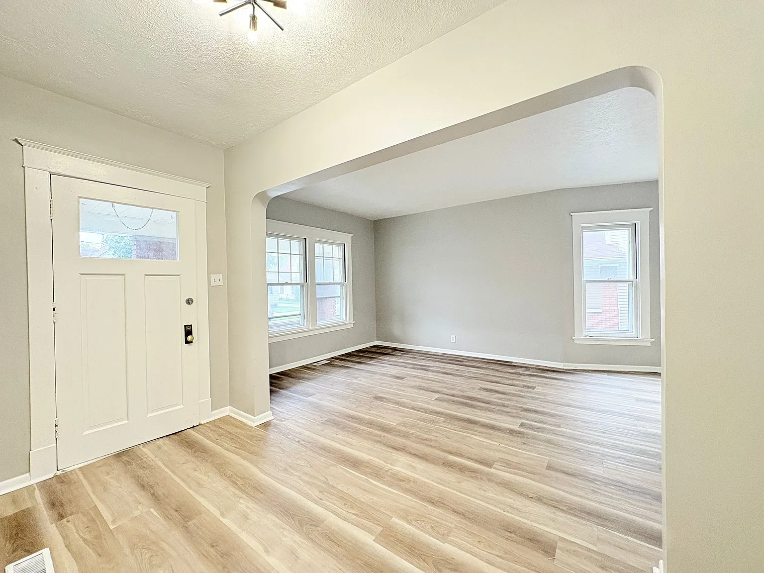 2 bed, $850 — Photo 4