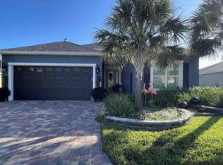 10267 Julia Isles Ave, Oxford, FL 34484