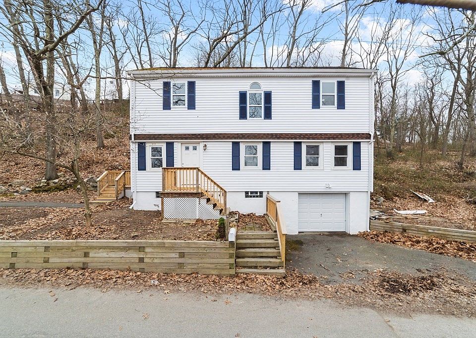 1st image of 302 Penney Rd