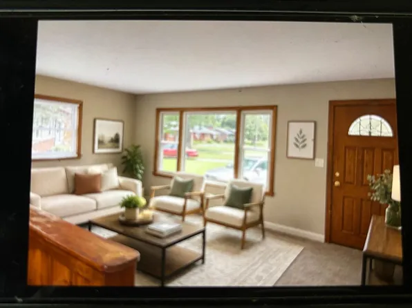 6355 Doe Run Rd, Louisville, KY 40216