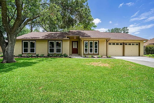 1008 Lost River Dr Photo 1