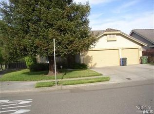 1204 Comalli St, Santa Rosa, CA 95407