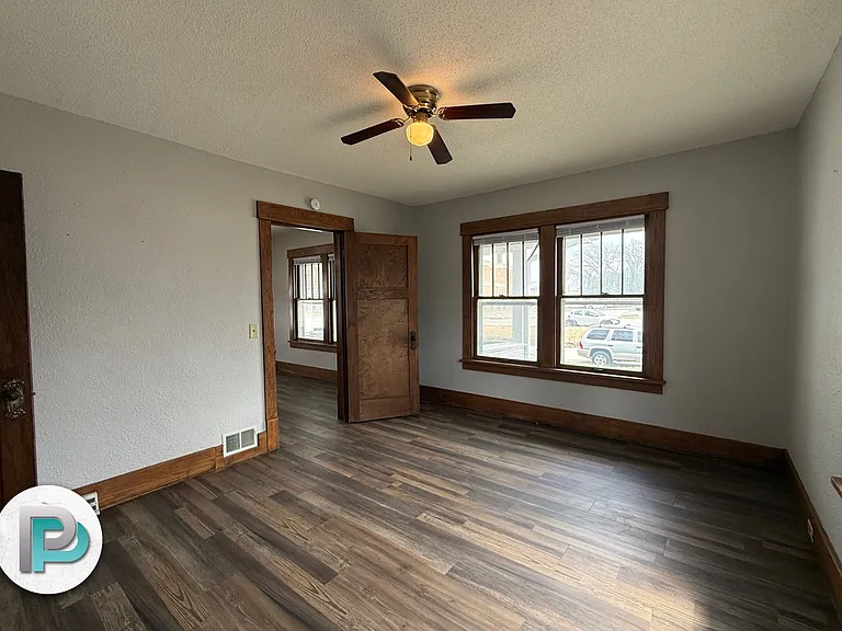 1108 S Federal Ave — Photo 8