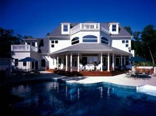 4 Dennis Rd, Hingham, MA 02043