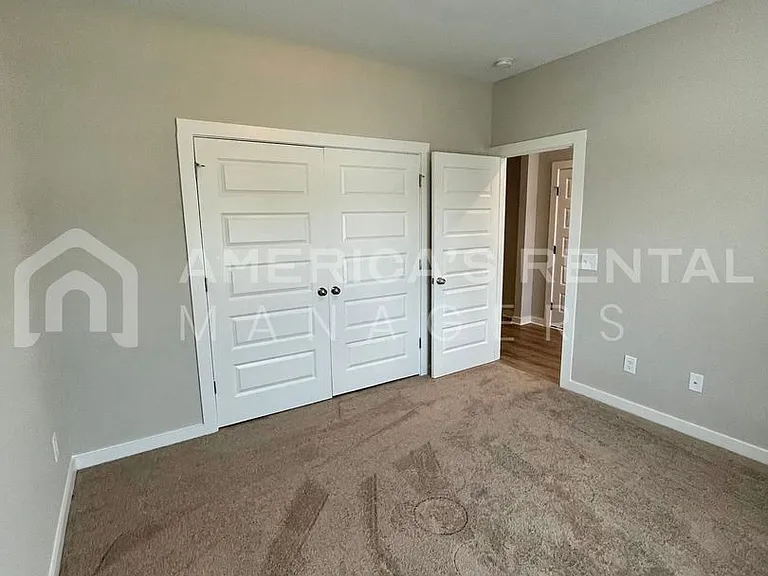10316 Middleton Rd — Photo 29