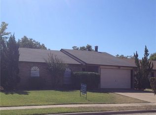 1017 California Trl, Grand Prairie, TX 75052