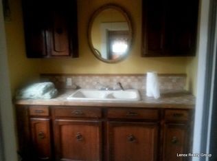 112 Hugo St, Providence, RI 02904