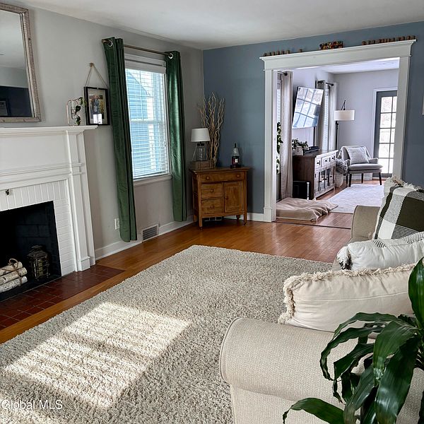 4th image of 2317 Barcelona Road