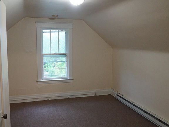 4th image of 1337 La Salle Ave #3