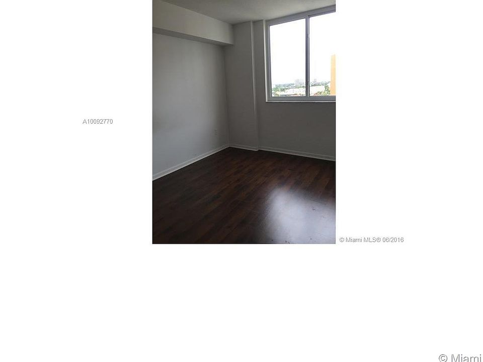 1st image of 18800 NE 29th Ave APT 919